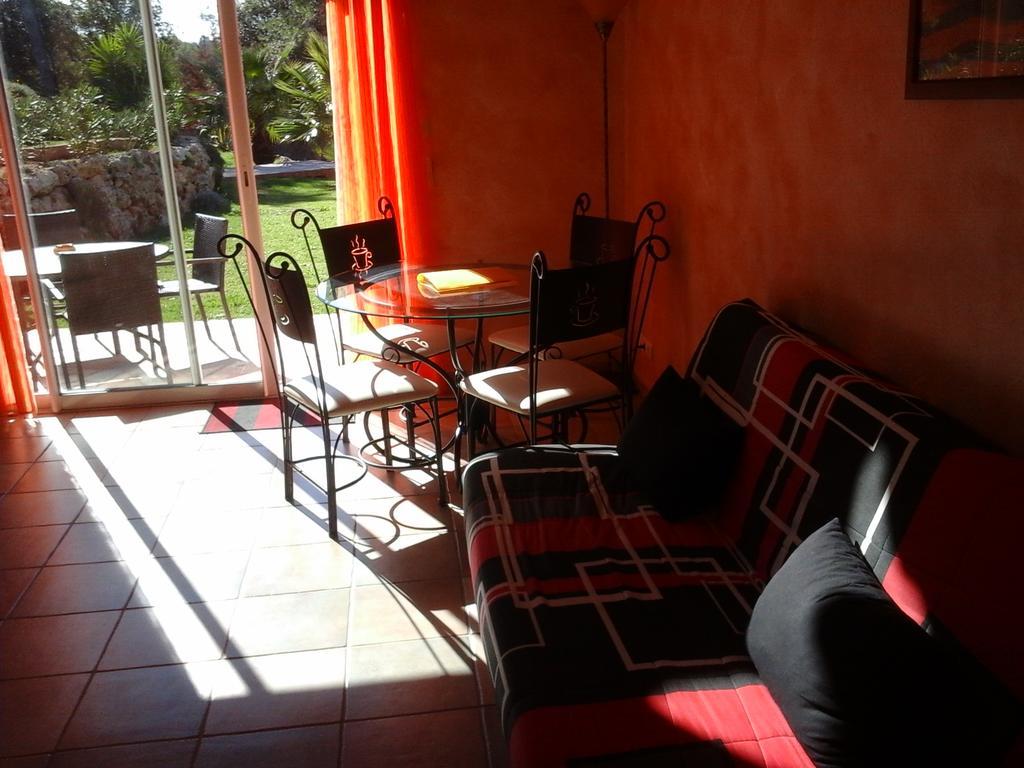 Hotel Mas Des Lys Roquebrune-sur Argens Exterior foto